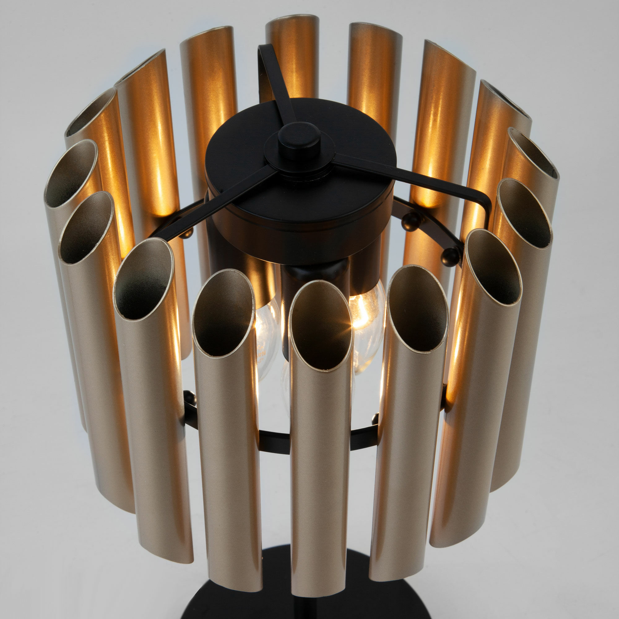 Настольная лампа с металлическим плафоном Eurosvet Castellie a058058 01106/3 фото