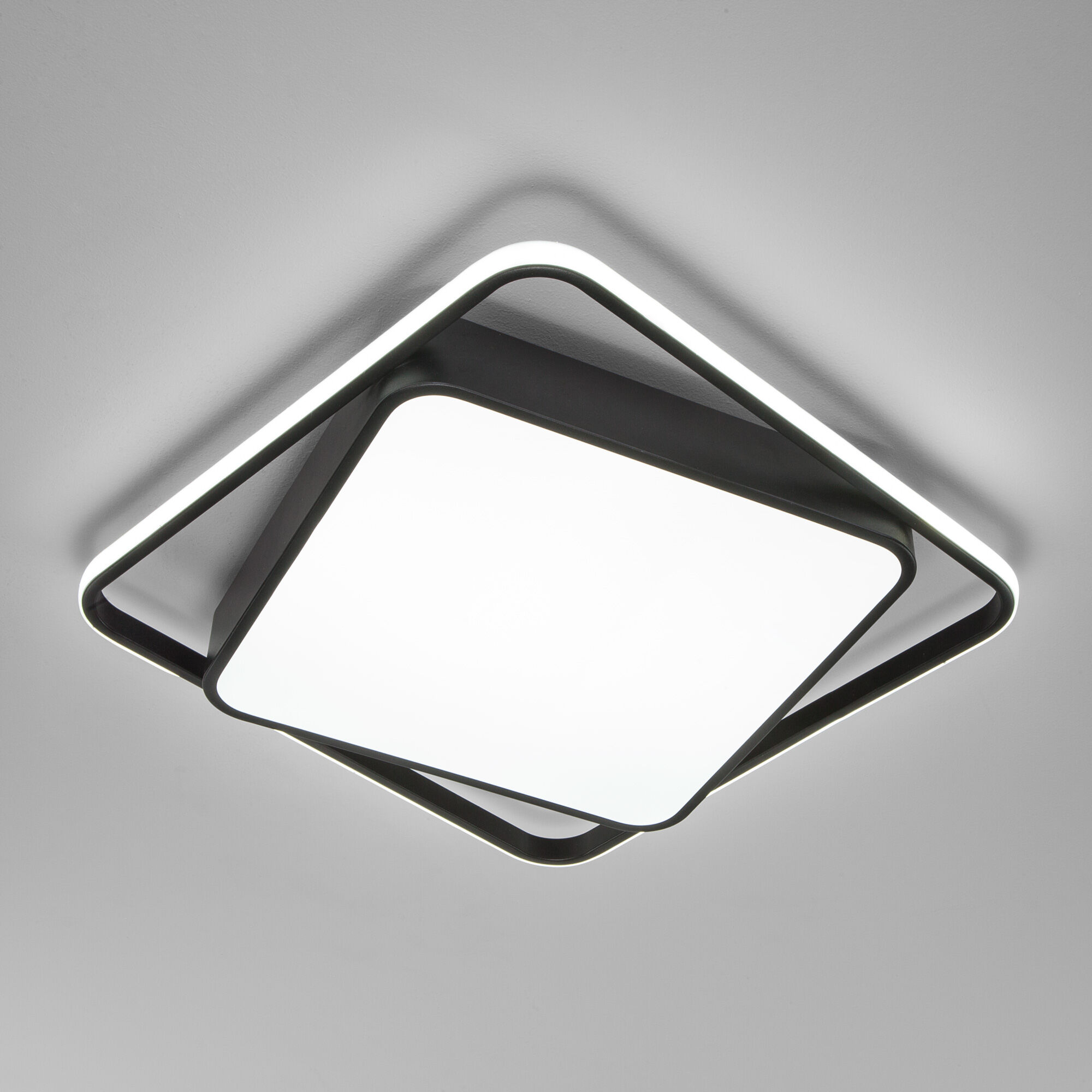 Потолочный светодиодный светильник Eurosvet Jeremy a057126 90252/1 черный фото